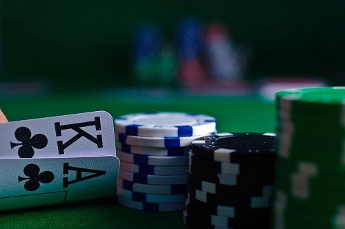 AK i klöver och spelmarker